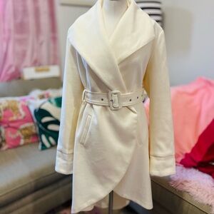 Chic Cream Belted Women's Trench Coat